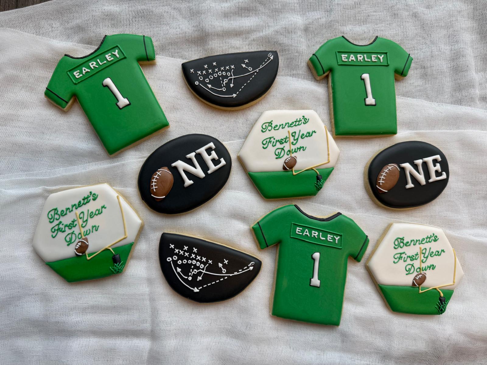 Football-themed custom cookie set